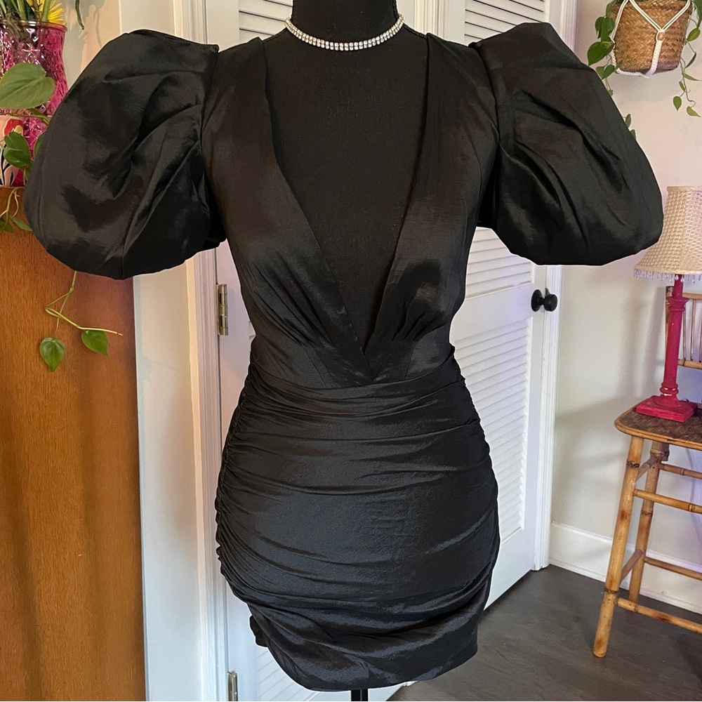 Oh Polly Black Puff Sleeve Plunge Mini Dress - Picture 4 of 7
